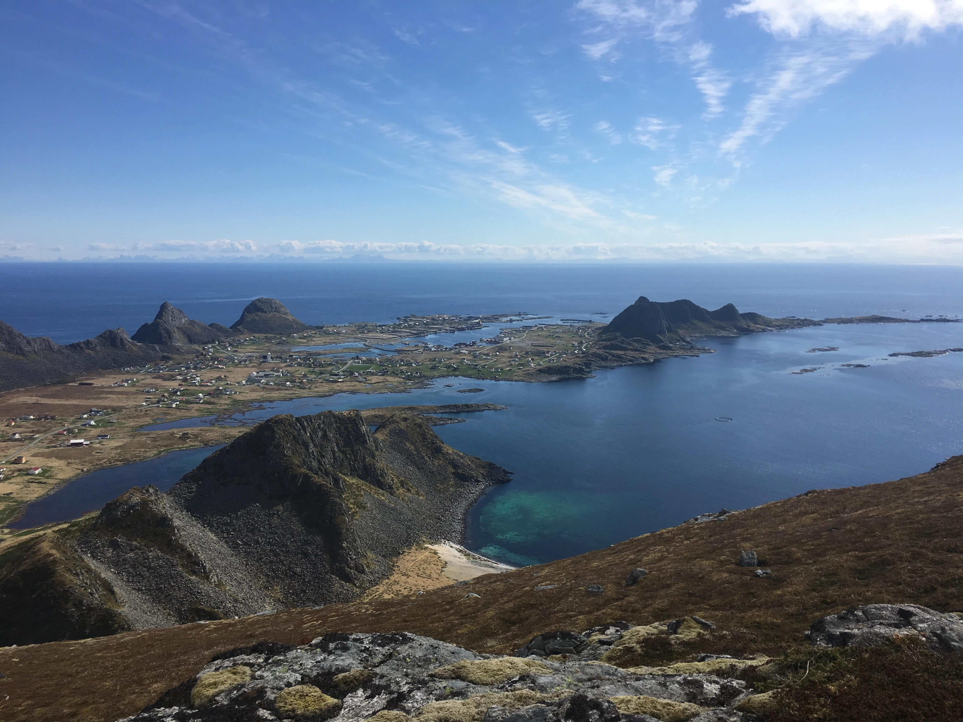 Panoramic view over Værøy from the Håheia hike.