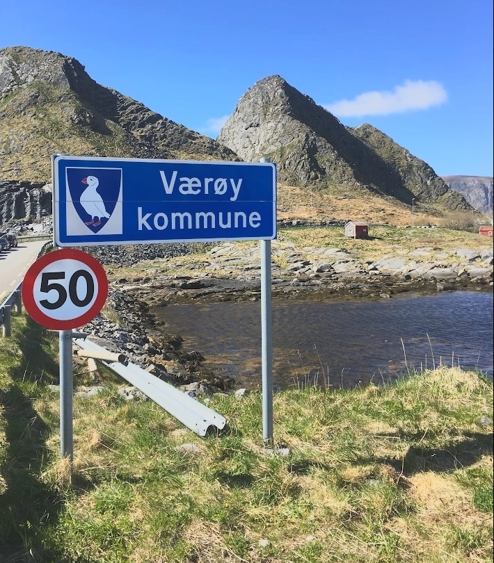 Welcome sign at the entrance to Værøy.